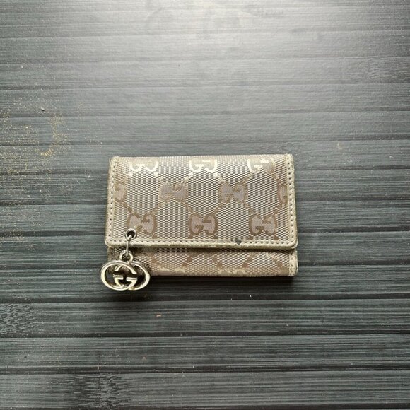 Gucci GG Key Case Silver GG Charm Authentic|Used - Picture 1 of 3
